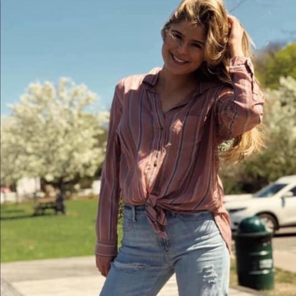 American Eagle Oversized Button Down